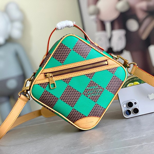 [Domestic]Louis Vuitton Replica Chess Messenger Bag Damier N40563