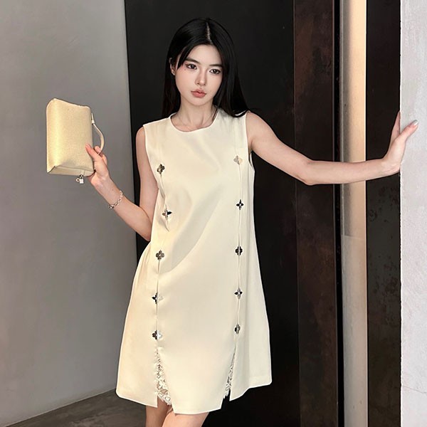 Eye-catching colorLouis Vuitton one-piece dress replica vul46558