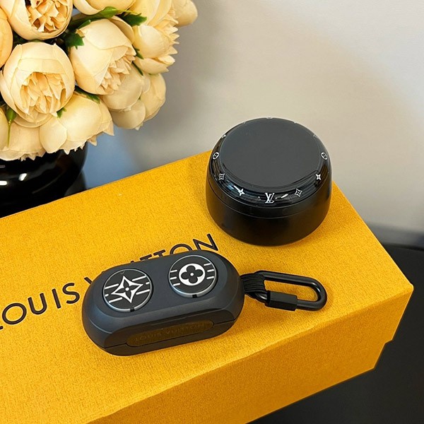 Louis Vuitton Replica Horizon Light Up Earphones Black QAB210