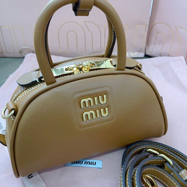 Secured Miu Miu Leather Top Handle Bag Replica myt48319