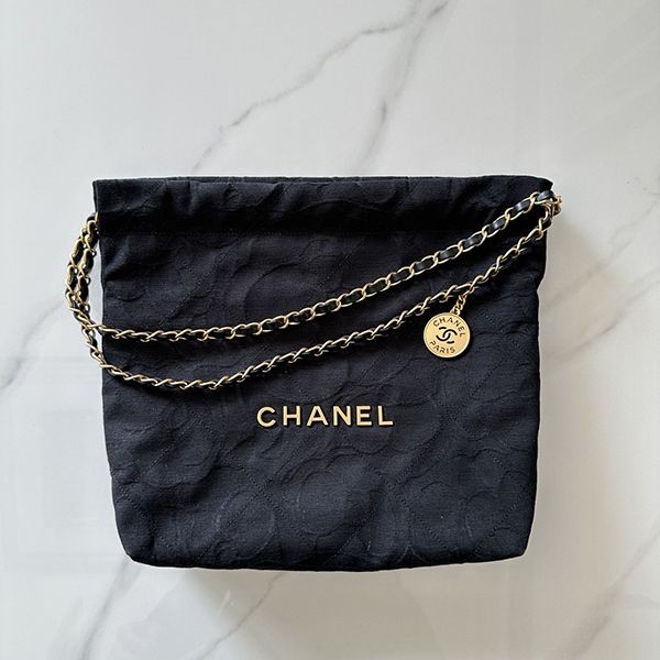 Hard to find! Replica Chanel 22 handbag AS3260 B144