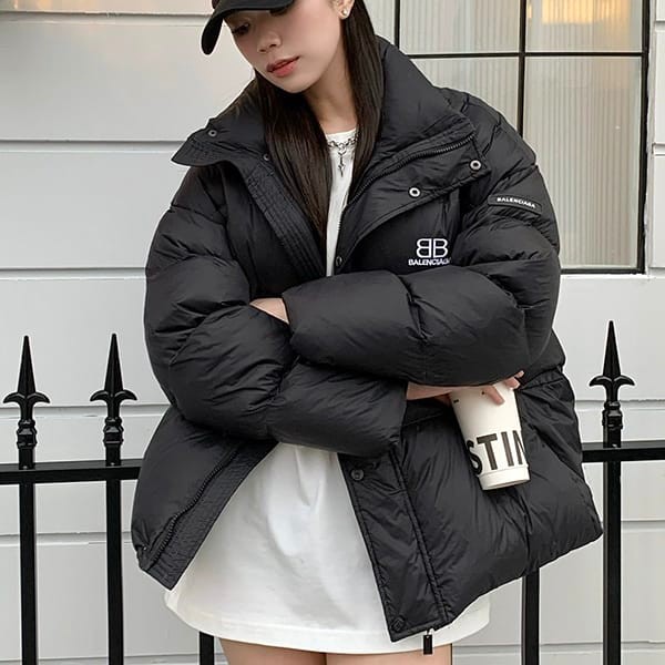 Perfect gift Balenciaga C-shape puffer jacket replica bag87657