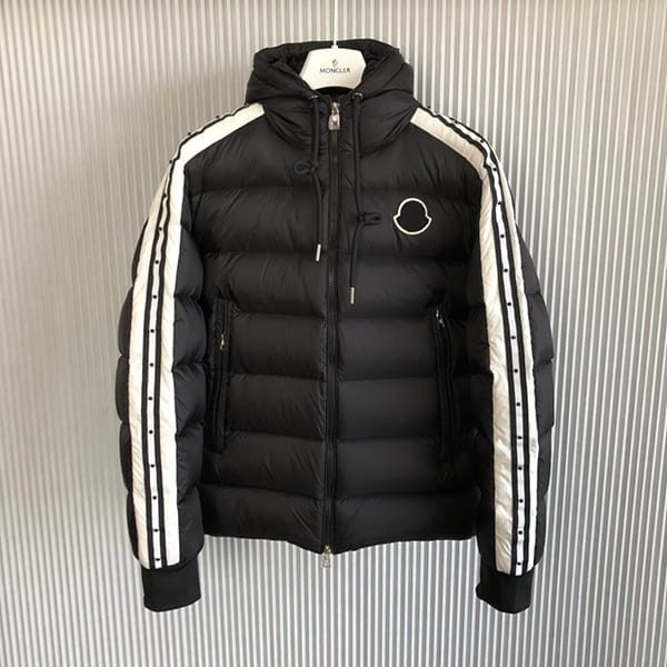 Attention ★ Moncler Down Jacket Short Replica mop77247