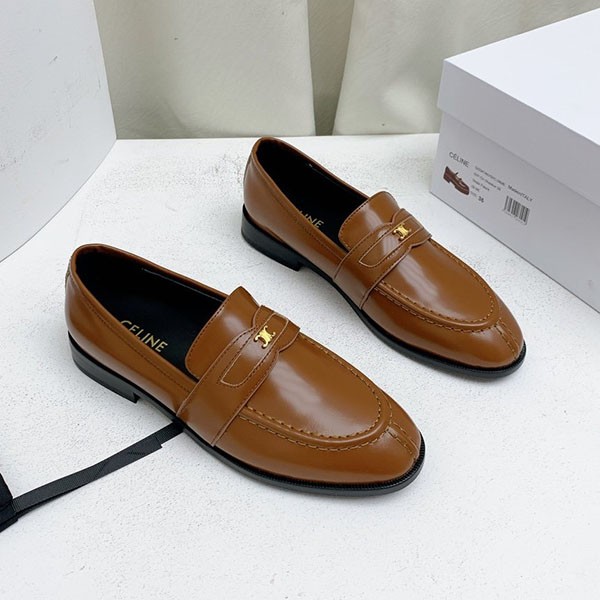 Celine Malake Triomphe Loafers Replica Polished Bull Cem27324