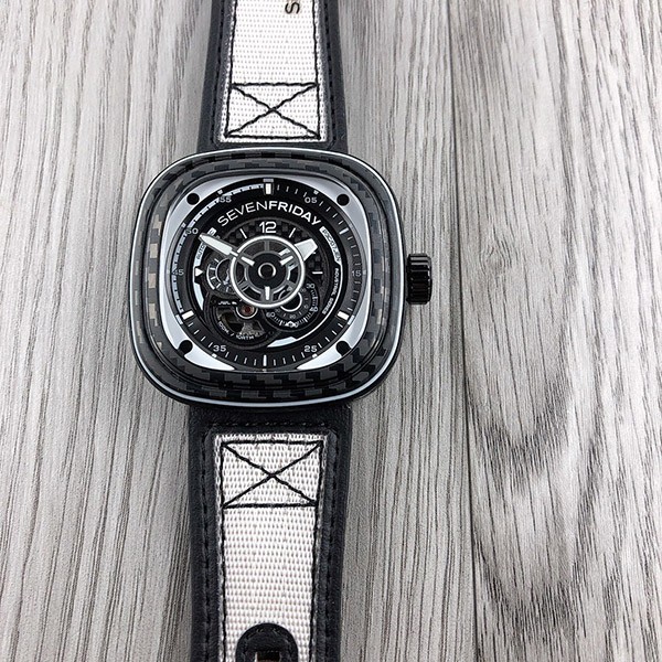 Sevenfriday Engine White Carbon Copy P3C/07 sea94806