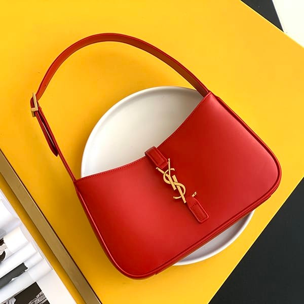 New design Saint Laurent Le Saint Cassette Hobo Bag Replica 6572282