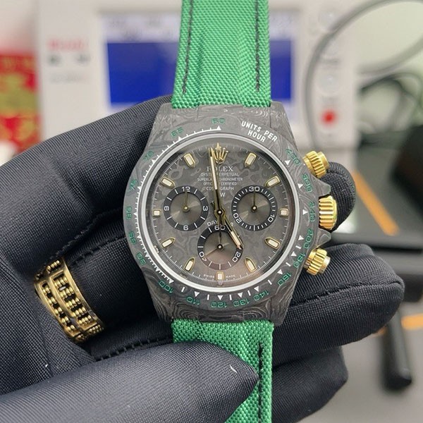 Rolex DiW Carbon Daytona Replica "EMERALD" roy99930