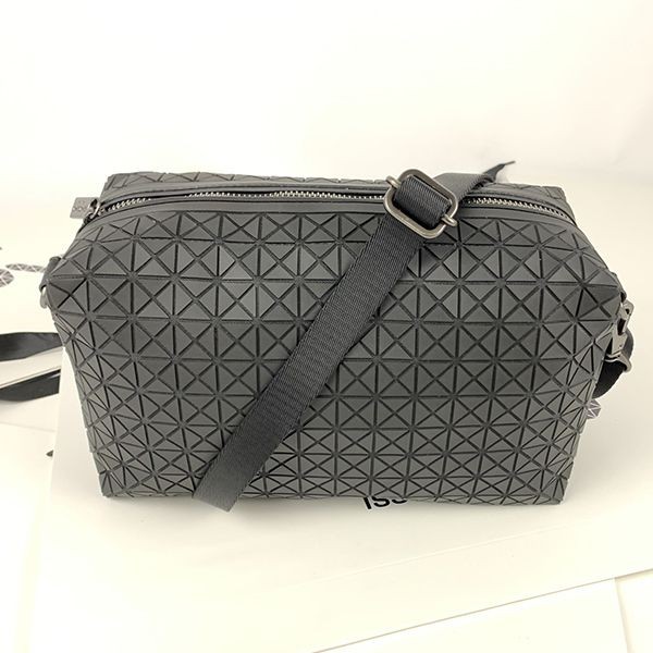Easy to use [BAOBAO ISSEY MIYAKE fake] Carton Matte Crossbody Bag bay07661