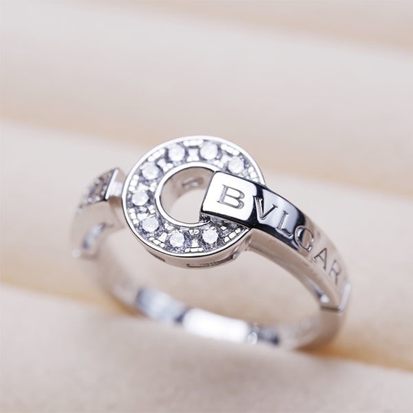 Perfect as a gift? Bulgari Multicolor Ring Replica Buv72663
