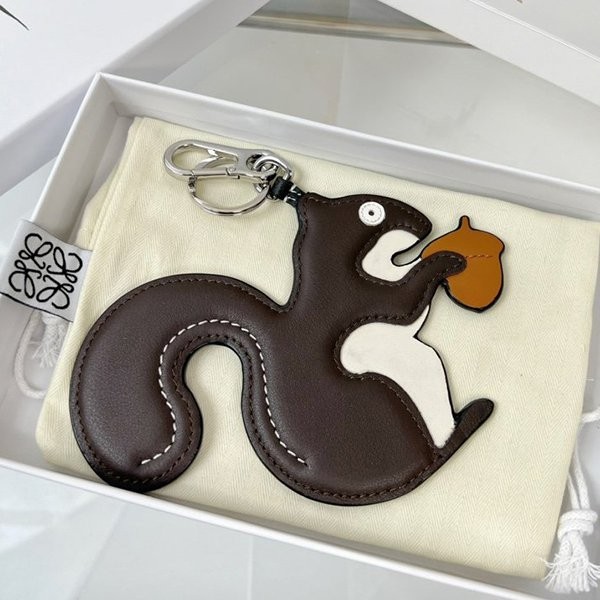 Want it? Super limited edition? Loewe Squirrel Charm keychain copy loi79700