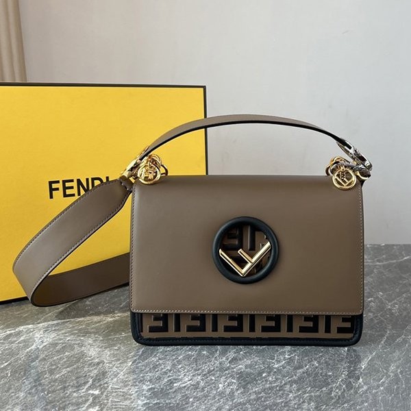 Hard to find! Fendi FF logo fake shoulder bag fee69010