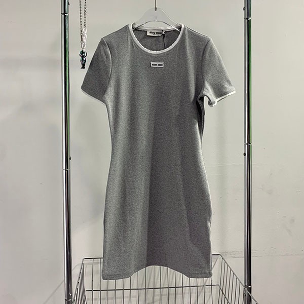 Unreleased Miu Miu Cotton Boucle Dress Replica mym92249