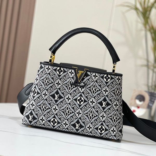 Latest and stylish Louis Vuitton Capucines replica MM◆Since 1854 vuf62308