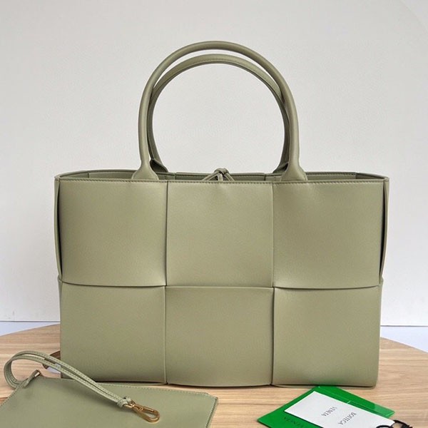 Bottega Veneta Small Arco Tote Bag Replica boi71492