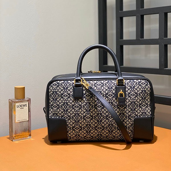 Loewe Amazona 28 Jacquard & Calfskin Handbag lok00901, popular worldwide