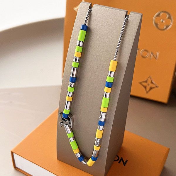 21-22AW Vuitton Collier LV Sunrise Necklace Replica vuo58968