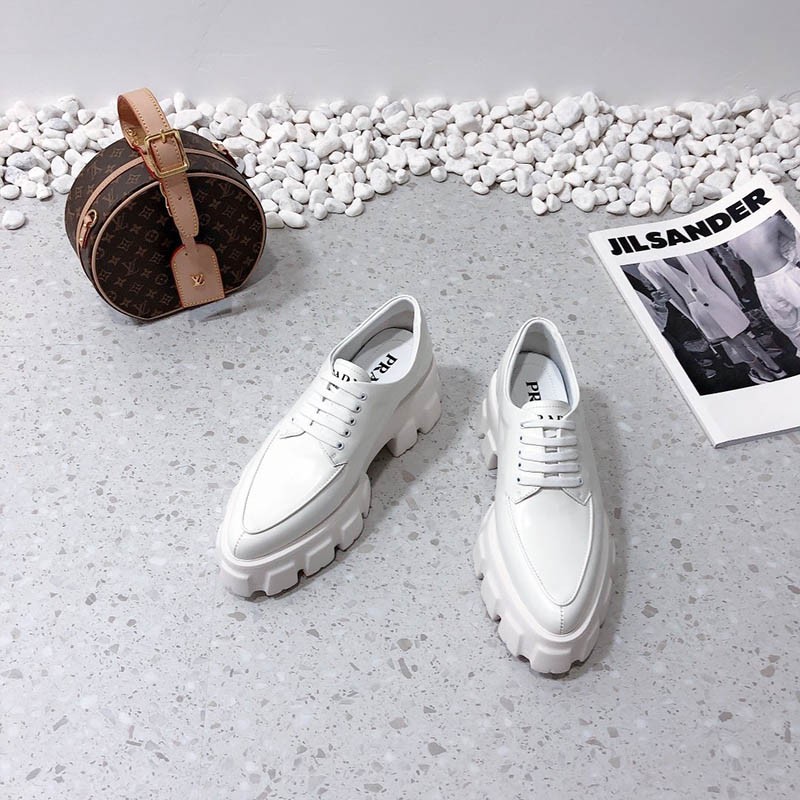 21AW New Prada Replica Brushed Leather Loafers pux79476 21AW New Prada Replica Brushed Leather Loafers pux79476