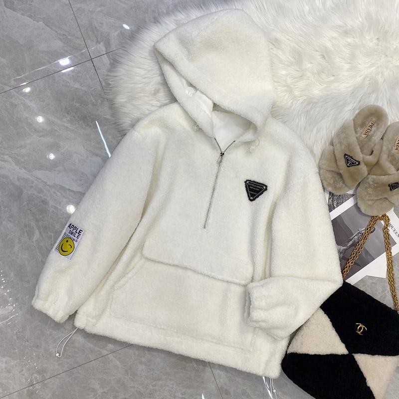 ★Popular in Japan! Bottega Veneta copy fleece with hood and fur bov02169 ★Popular in Japan! Bottega Veneta copy fleece with hood and fur bov02169